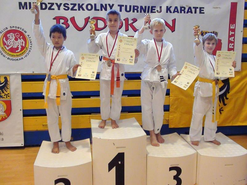 Kolejne medale redzkich karatekw