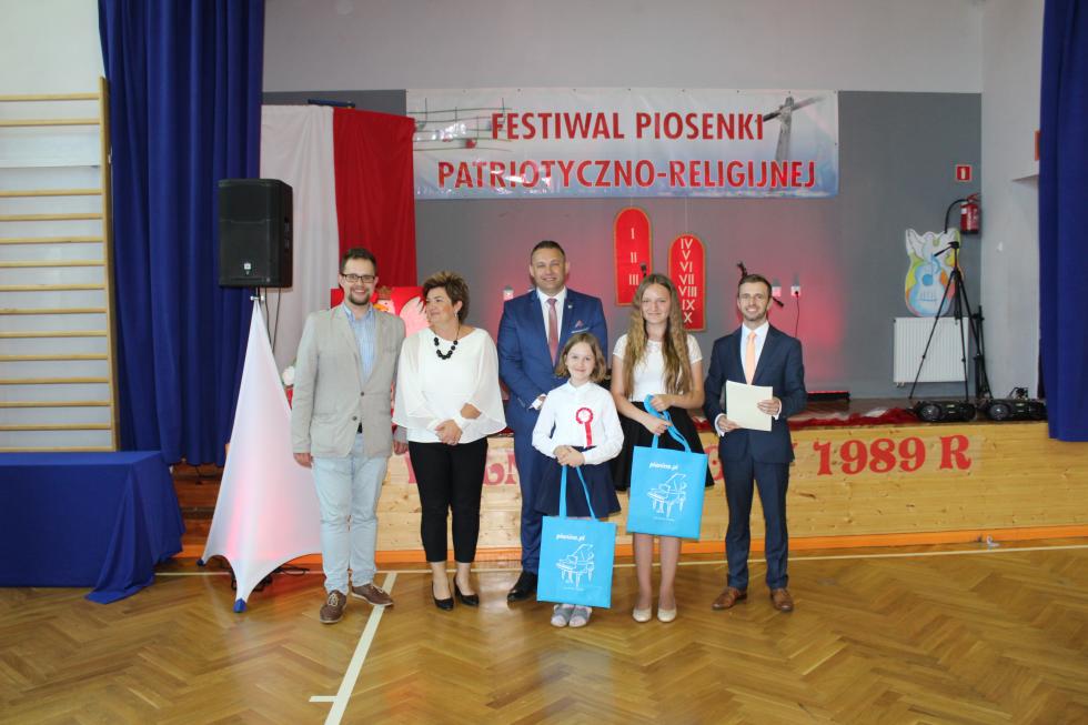 Gminny Festiwal Piosenki Patriotyczno – Religijnej