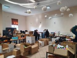 Miękinia - Wolontariusze z SP Miękinia aktywnie włączyli się w działania na rzecz uchodźców z Ukrainy