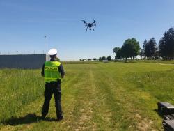 Kostomłoty - Policyjne drony wsparły mieszkańców 
